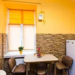 On Sholom Aleichem Апартаменты