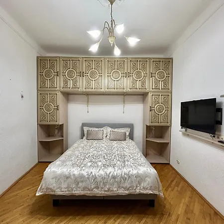 On Sholom Aleichem та ще варіант поруч Daire